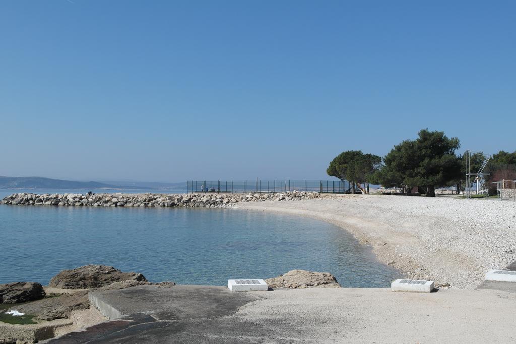 Apartments Laci Crikvenica Exteriör bild