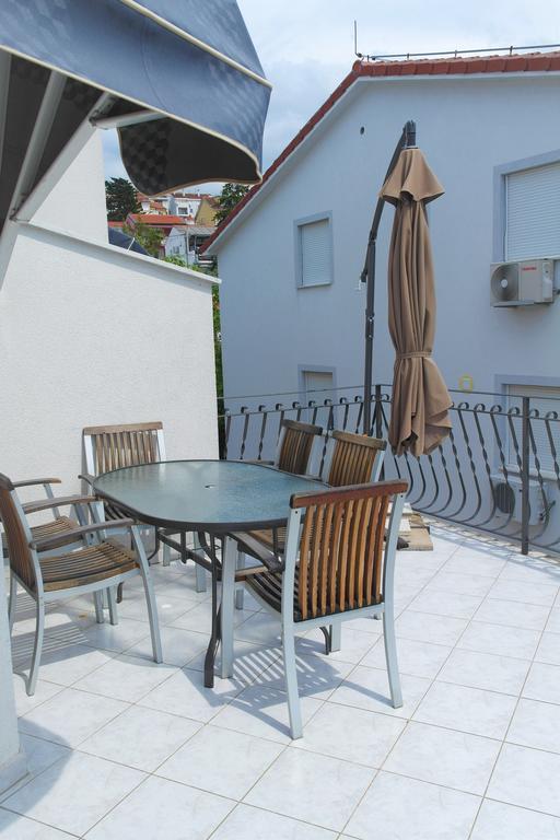 Apartments Laci Crikvenica Exteriör bild